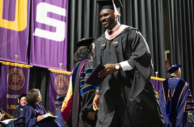 LSUS graduate