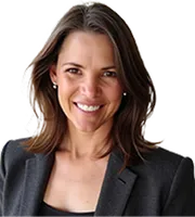 Niki Brandi headshot